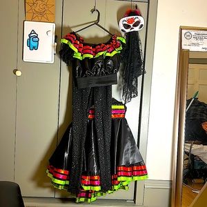 six piece cinco de mayo dance costume with accessories and tear away skirt